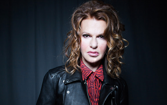 <span style='color: #ff0000;'>The Str8UpGayPorn Awards Will Be Hosted By Sandra Bernhard, Live From New York City</span>