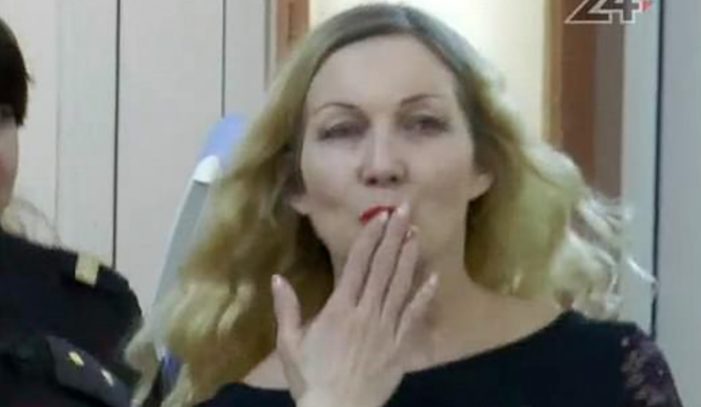 Russian Woman Blows Kiss After Being Sentenced To Four Years In Prison For Chopping Off Drunk Husband’s Penis And Balls With Kitchen Knife