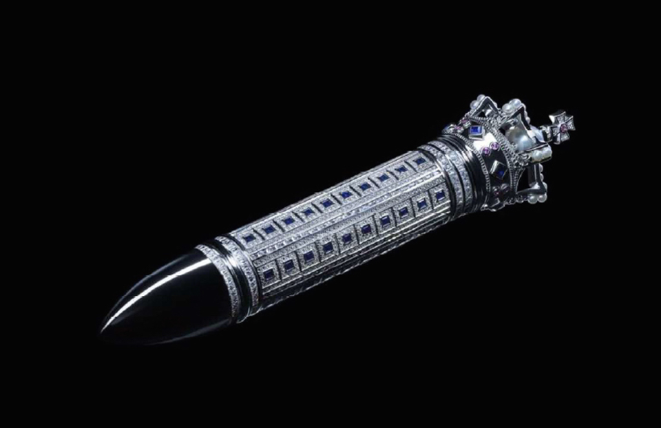 There Is A Vibrator Worth $1.8M Made Out Of Platinum, White Diamonds, Sapphires, And Pearls