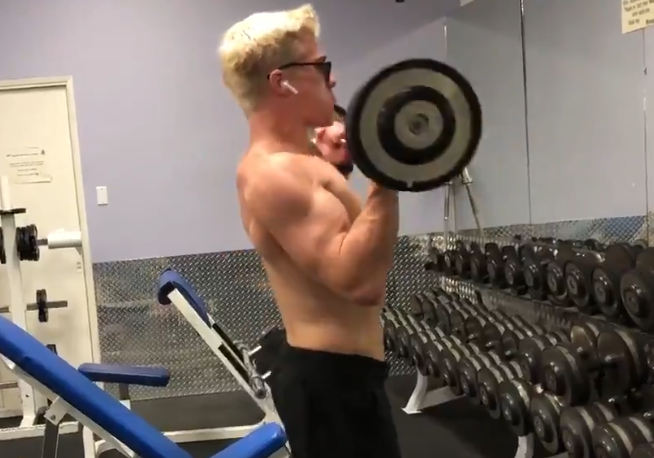 Blake Mitchell Lifts Weights While Showing Off New Bleached Blond Hair