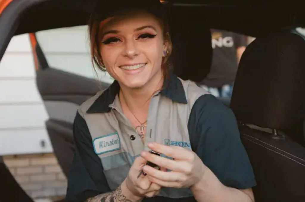 Honda Mechanic Fired After Co-Workers Discover Her OnlyFans