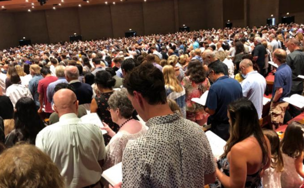 Thousands Of Psychotic Murderers Attend Church Service In Los Angeles