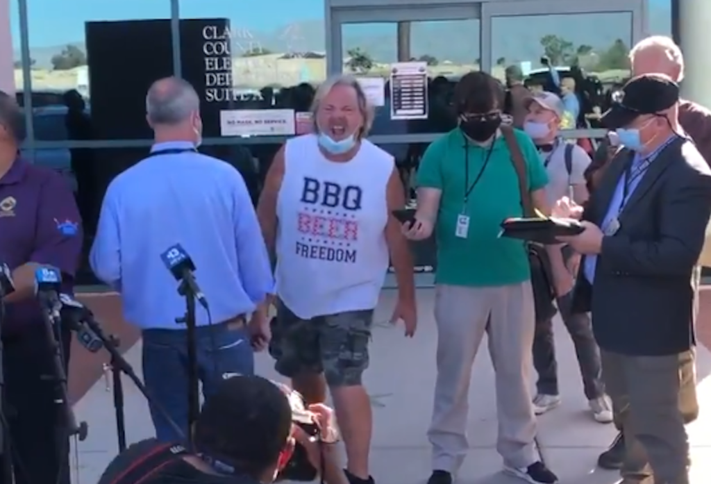 MAGA Psycho Wearing “BBQ, Beer, Freedom” Shirt Disrupts Nevada Election Press Conference