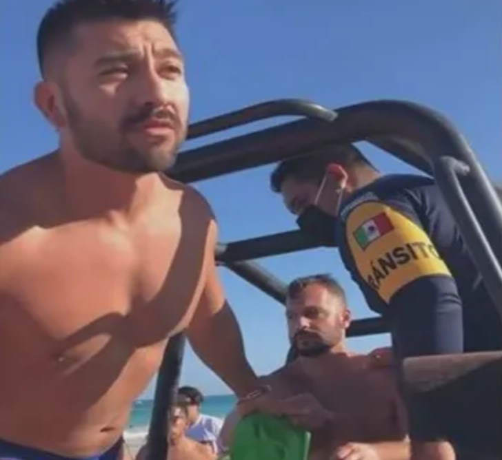 Gay Couple Arrested And Then Released For Kissing On Mexican Beach