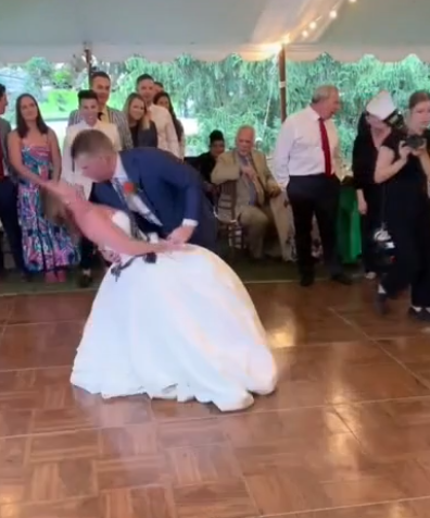 Pennsylvania Bride Dislocates Knee During First Dance With Groom