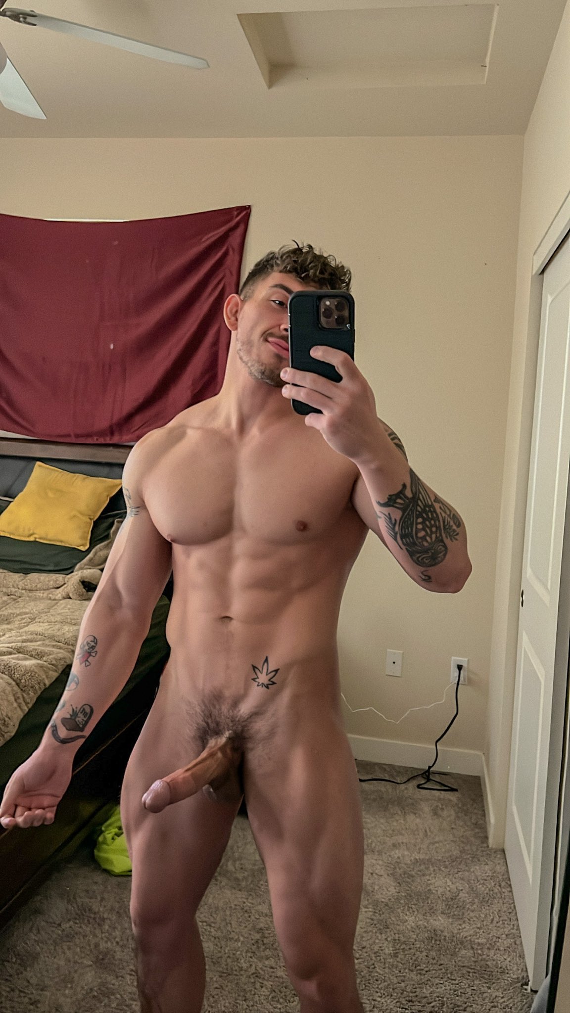 Raphaels Playground Gay Porn Videos