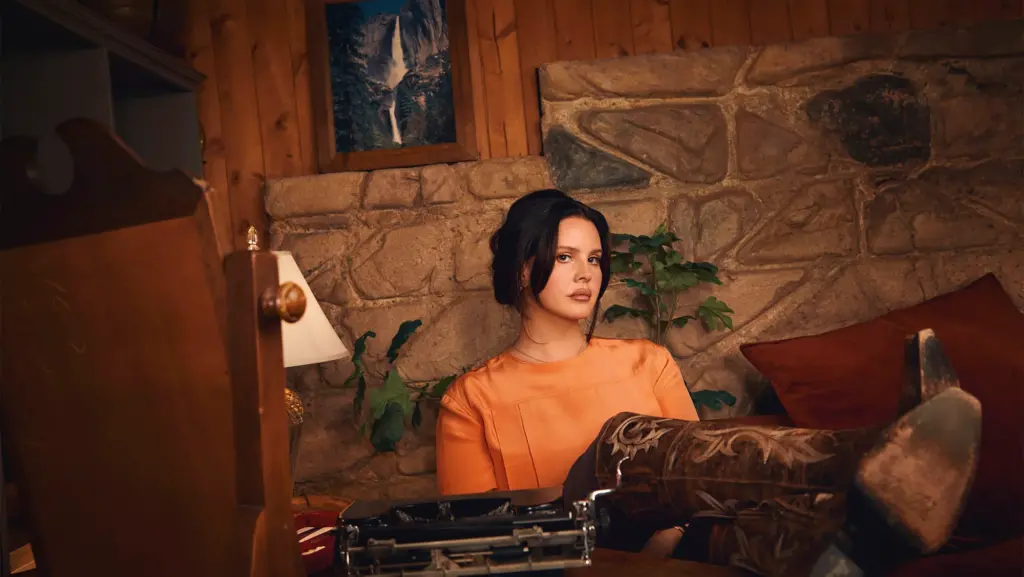 Lana Del Rey On Her Critics, The Waffle House Gig, And Being Called One Of The Greatest American Songwriters