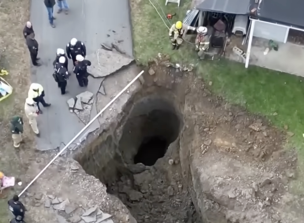 Pennsylvania Grandma Trapped Underground For Over 30 Hours After Falling Into Sinkhole While Looking For Cat