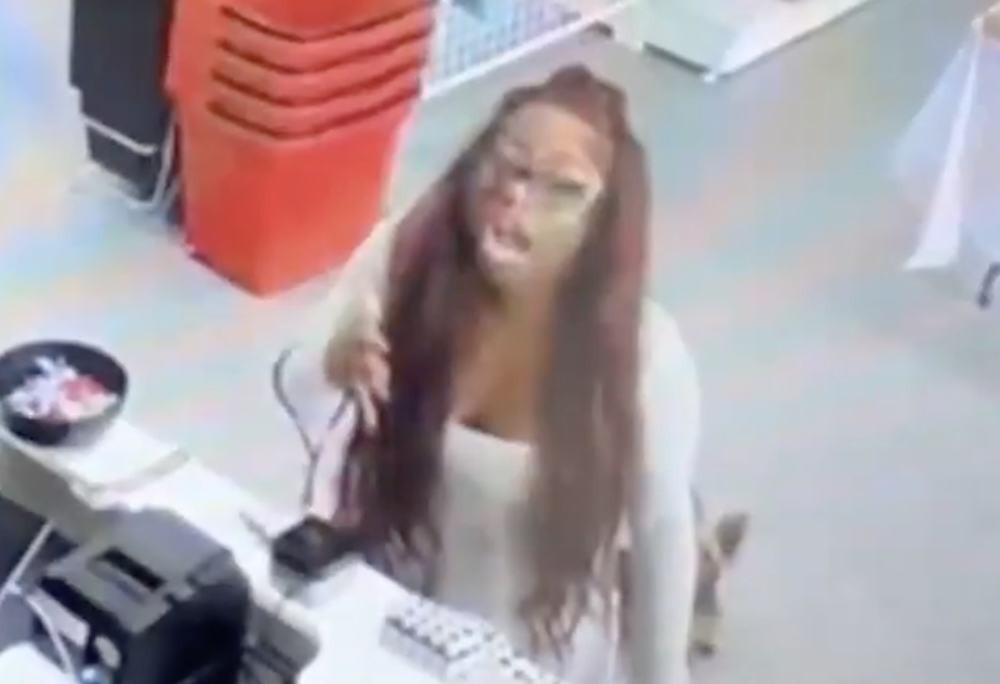 Las Vegas Woman Has Violent Meltdown In Bakery Over Cake Decoration