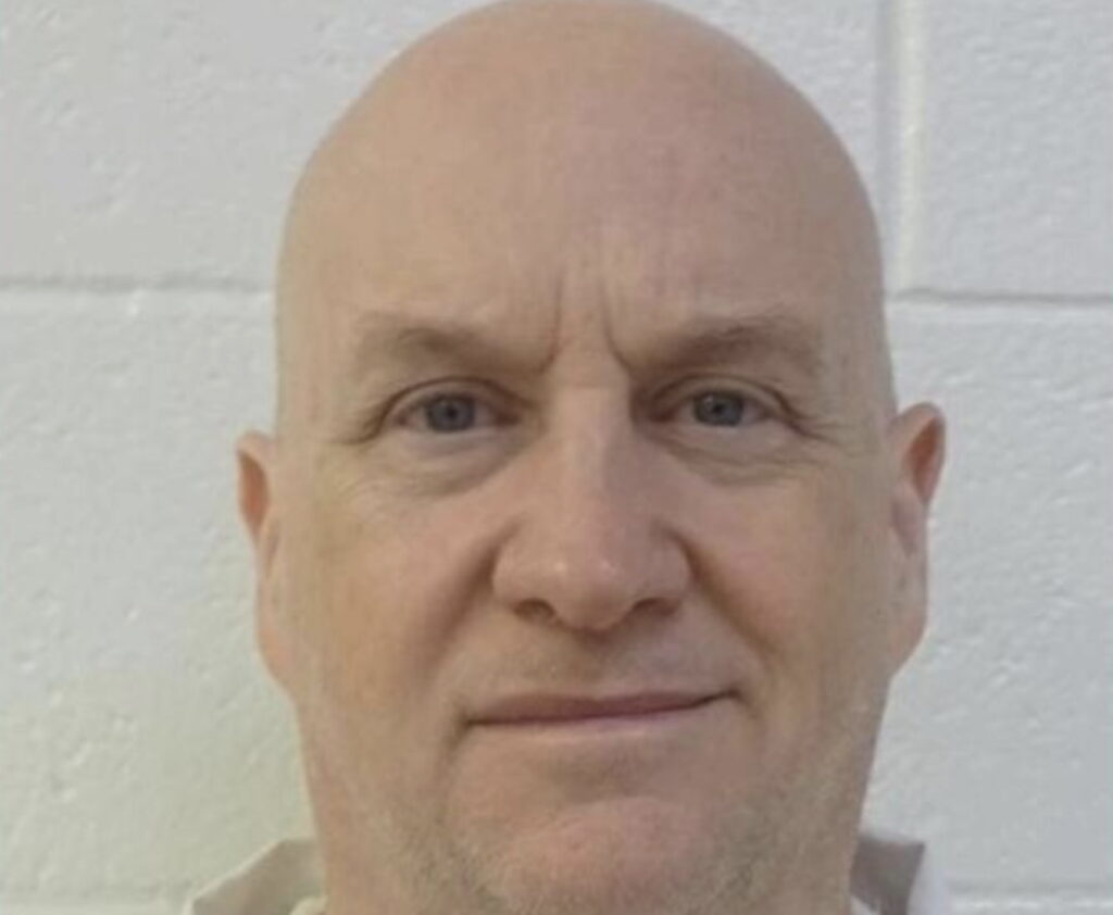 Police Chief Convicted Of Rape And Murder Escapes From Arkansas Prison