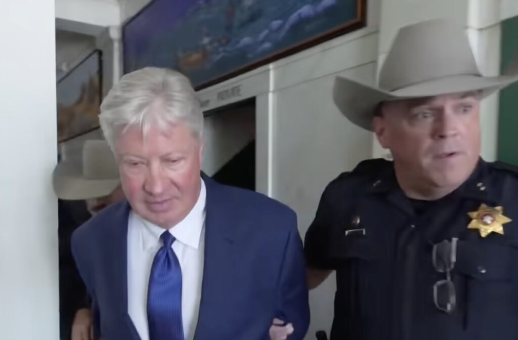 Donald Trump Spiritual Advisor And Christian Megachurch Founder Turned Child Rapist Sentenced To Just 6 Months In Prison
