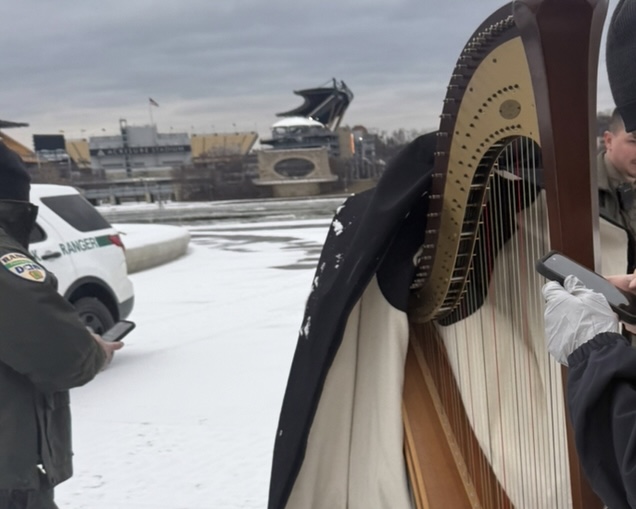 Pittsburgh Man Strips Naked And Jumps In Freezing River After Stealing $30,000 Harp