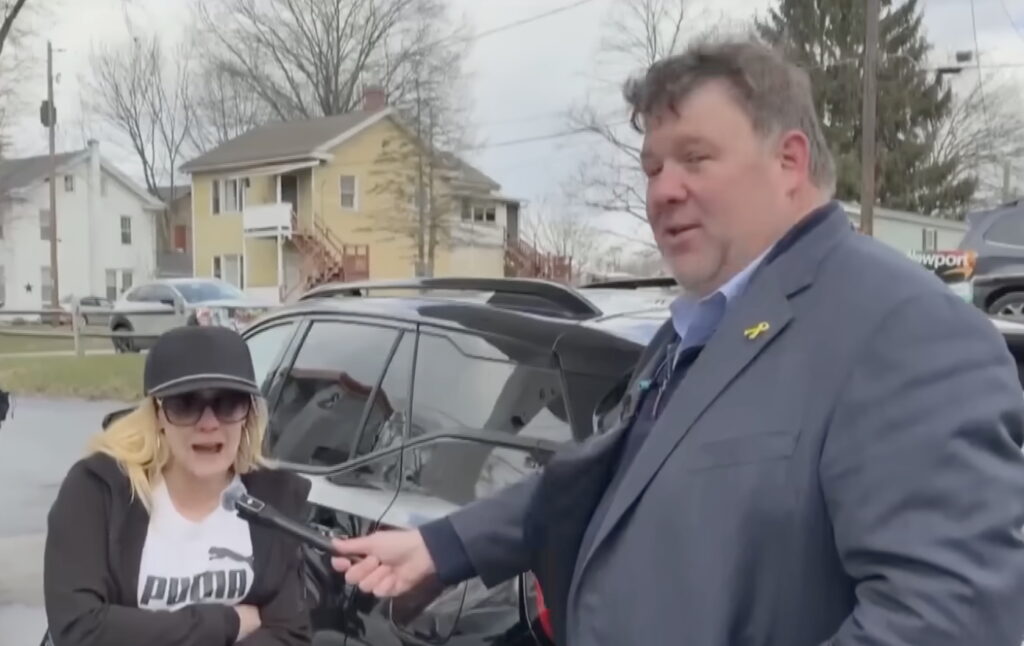 MAGA Voter Realizes She’s A Fucking Idiot After Voting For A Blackmailed Pedophile Three Times: “You Are A Worthless Pile Of Shit”