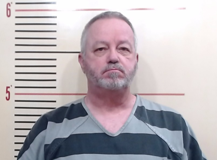 Convicted Sex Offender Arrested (Again) After Accidentally Dropping Flash Drive With Thousands Of CSAM Images In Sheriff’s Office Parking Lot