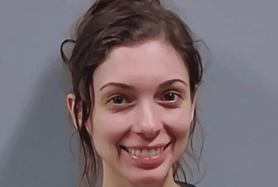 Florida OnlyFans Model Back In Jail After Pissing On More Furniture And Appliances In Airbnbs
