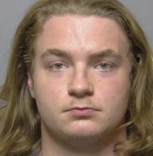 “Call Me For Some Dick!” Florida Man Arrested After Requesting Feet Pics And Showing Woman Penis In Lowe’s