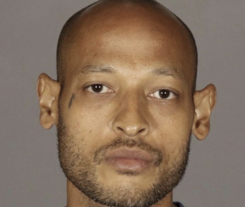 Not Again! L.A.’s Serial “Butt Sniffer” Arrested For Sniffing Butts For At Least The Fourth Time