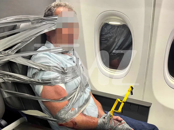 Man Duct Taped To Seat On American Airlines Flight During Racist Psychotic Meltdown